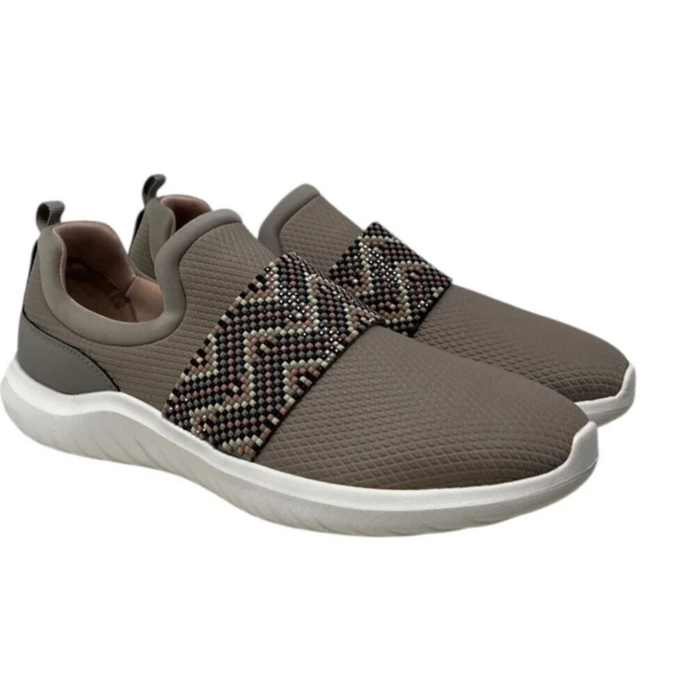 Clarks Shoes Women's Size 9 W Taupe Chevron Cloudsteppers Slip On